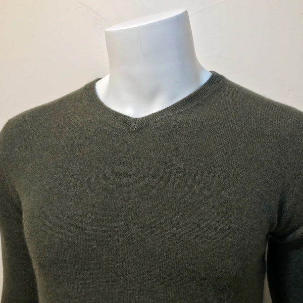 Naadam | Men's V-Neck Pullover Sweater